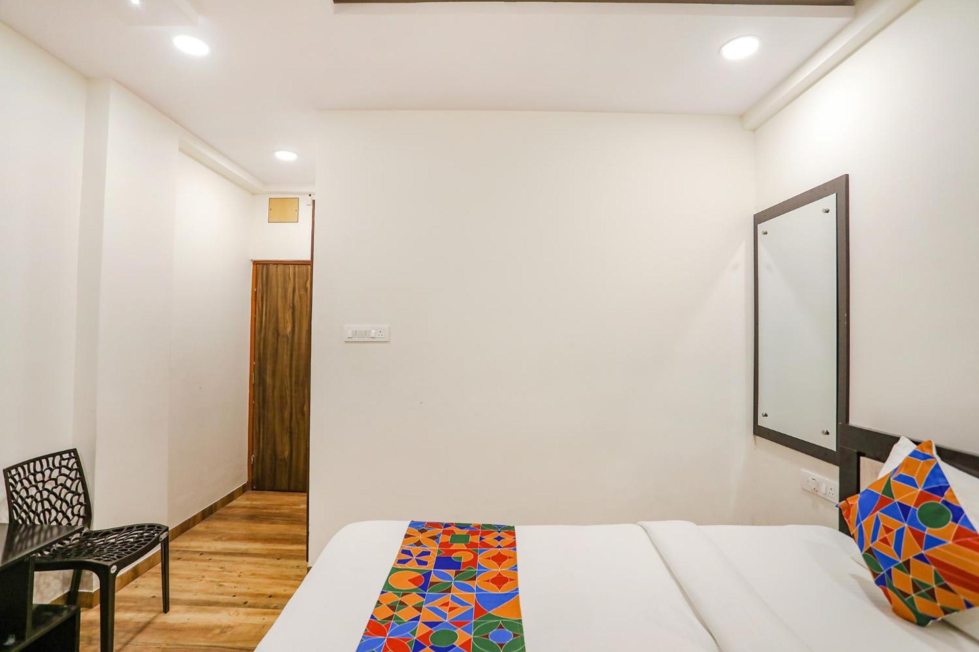Fabhotel Royal Stay - Beltarodi Nagpur Bagian luar foto