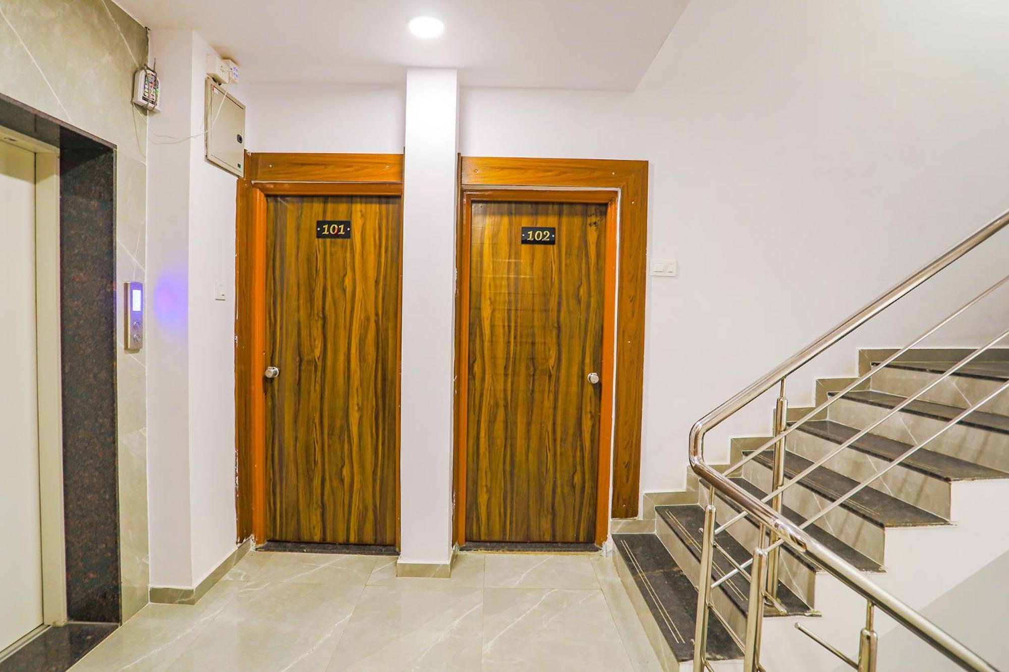 Fabhotel Royal Stay - Beltarodi Nagpur Bagian luar foto